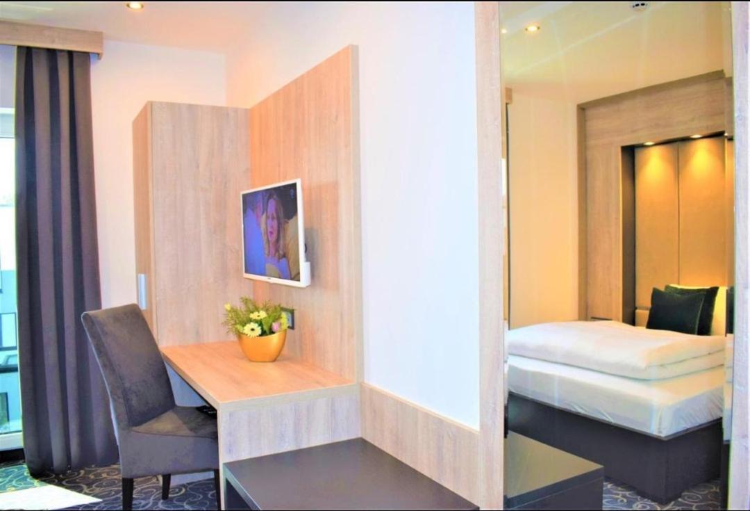 סינדלפינגן Hotel Business Bay Das Ehemalige Staycation Hotel מראה חיצוני תמונה