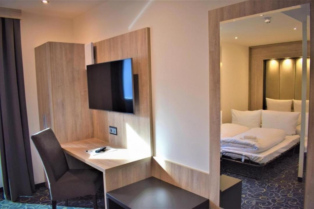 סינדלפינגן Hotel Business Bay Das Ehemalige Staycation Hotel מראה חיצוני תמונה