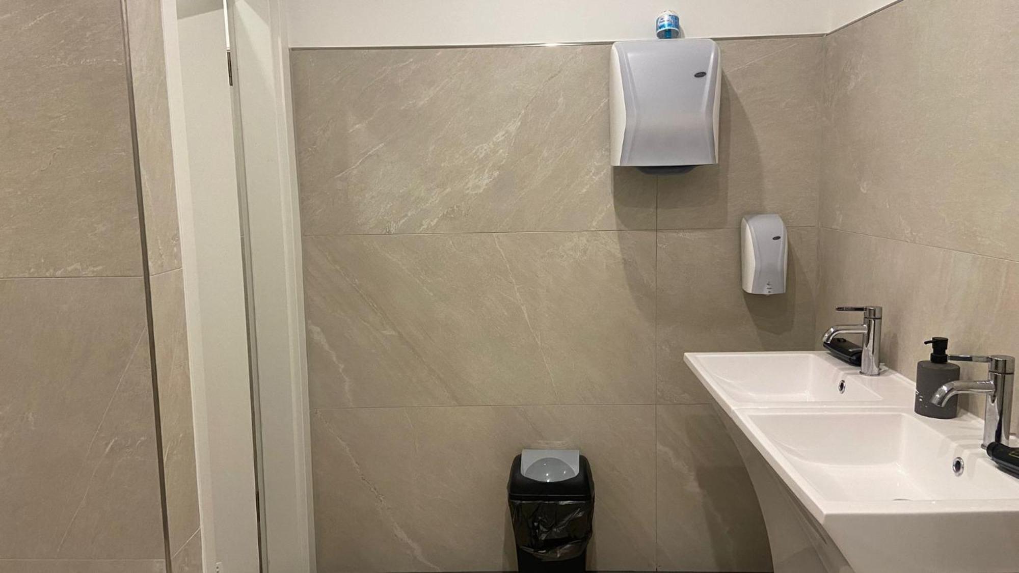 סינדלפינגן Hotel Business Bay Das Ehemalige Staycation Hotel מראה חיצוני תמונה