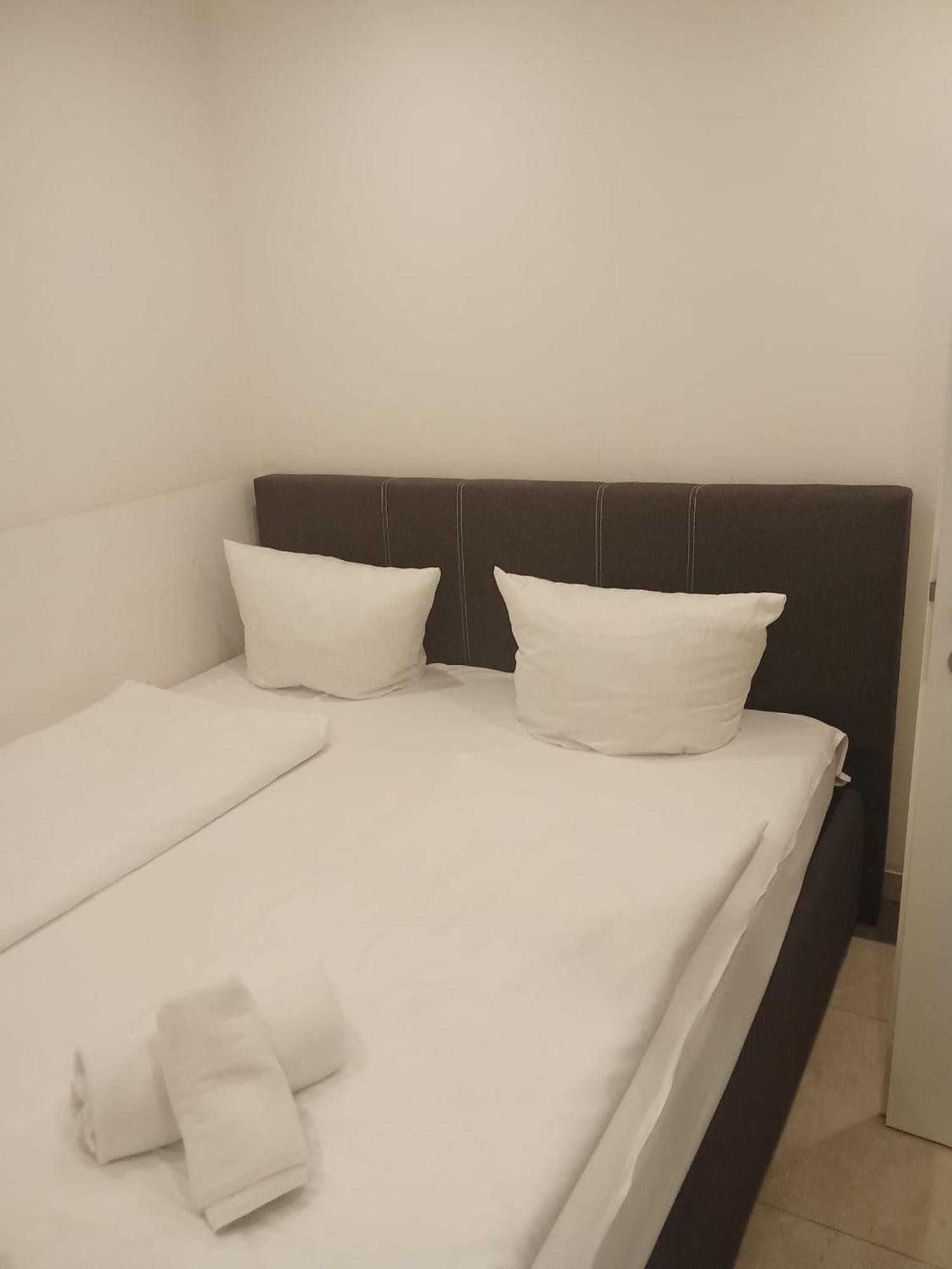 סינדלפינגן Hotel Business Bay Das Ehemalige Staycation Hotel מראה חיצוני תמונה